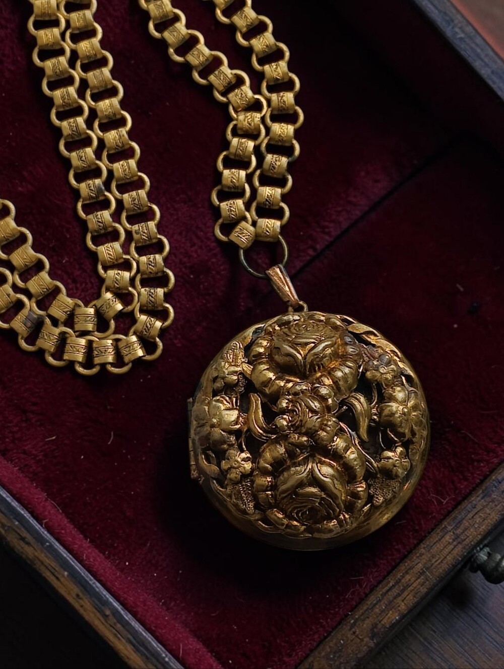 Antique Victorian Book Chain Locket Pendant Necklace